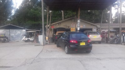 Johnson 's Auto Tire & Tow LLC