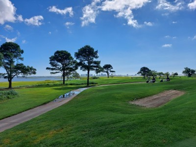 Links At Lighthouse Sound