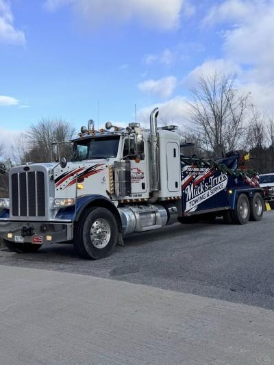 Mucks Trucks Towing & Recovery