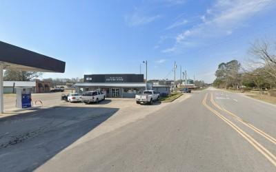 DAVIS STATION CONVENIENCE STORE, Manning Crossroads, South Carolina