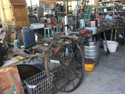 Ronny G's Pottery & More, Corona de Tucson, Arizona