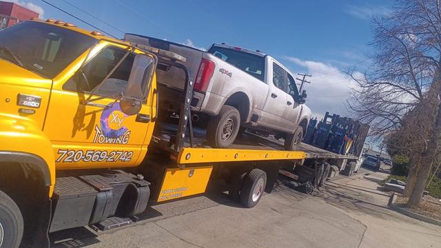 XY Towing LLC, Denver, Colorado