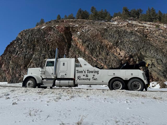 Tom's Towing & Recovery Inc, Pueblo, Colorado
