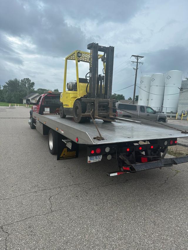 D & C Towing Service and Roadside Assistance, Detroit, Michigan