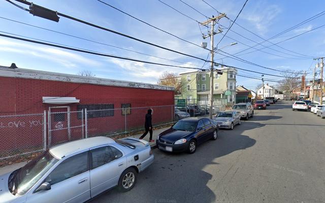 Bani Auto Body, Lawrence, Massachusetts