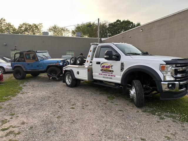 FJR Towing Transport Inc., Springfield, Massachusetts