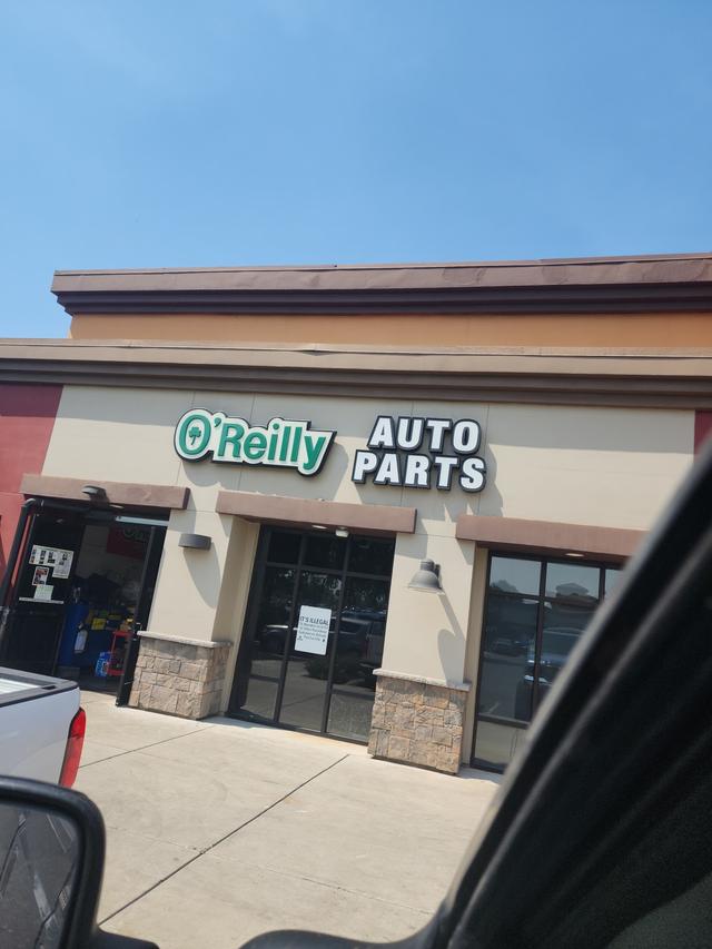 O'Reilly Auto Parts, Clovis, California
