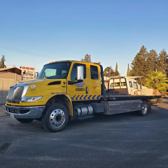 Larry's Towing, Clovis, California