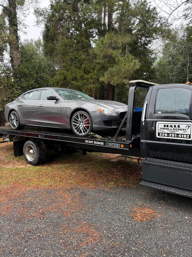 Hall Towing, Albany, Georgia