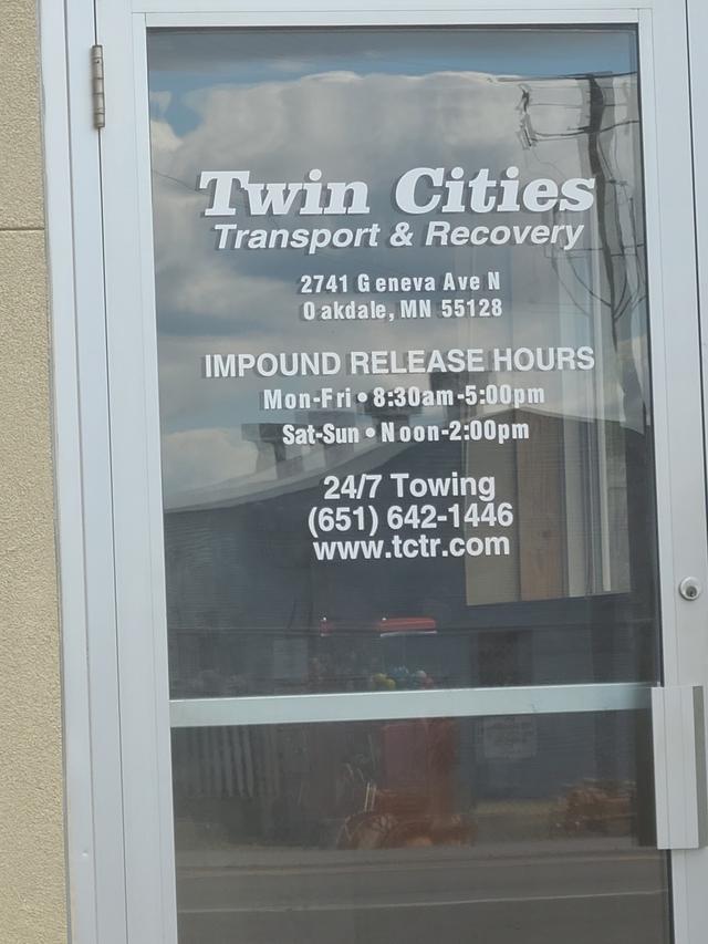 Twin Cities Towing Services - Heavy Duty, Semi Trailer & Cars, Oakdale, Minnesota