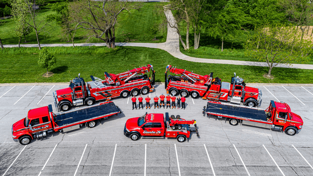 Santa Fe Tow Service - Cars, Heavy Duty & Semi Truck Towing