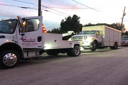 Texas Medium Duty Wrecker and Flatbed Towing | Heavy Duty Towing & Towing Service in Highlands TX, Houston, Texas