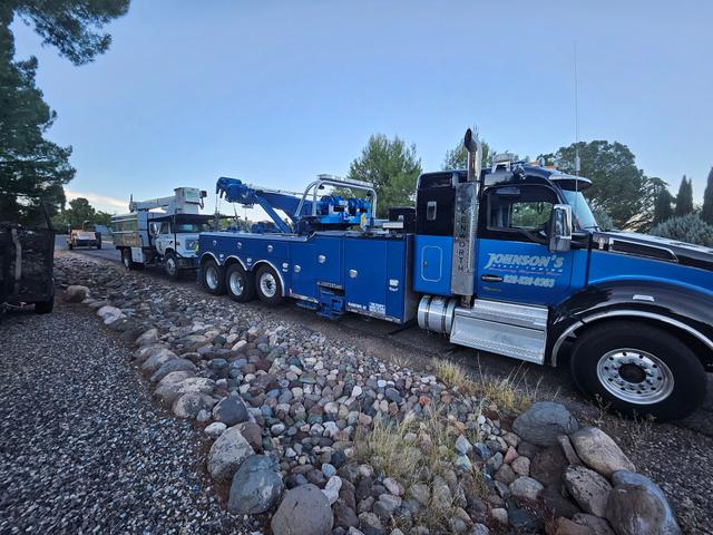 Johnson's Heavy Towing