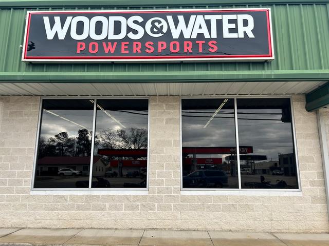 Woods & Water Powersports Hamilton
