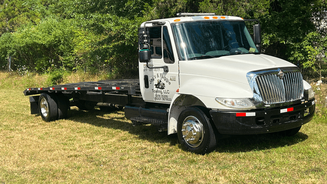 Jag & Fuggie Towing