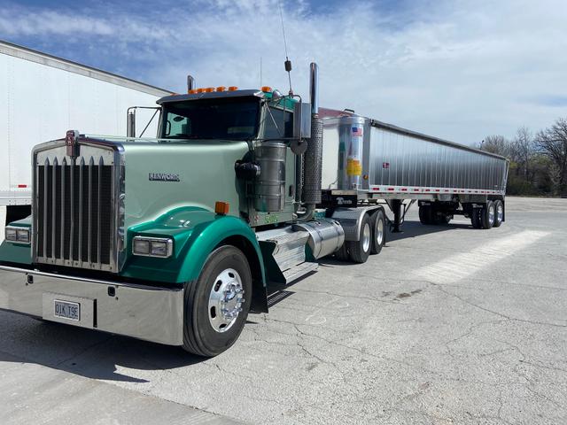 Trux Trailer & Tractor Repair, Inc., Springfield, Missouri