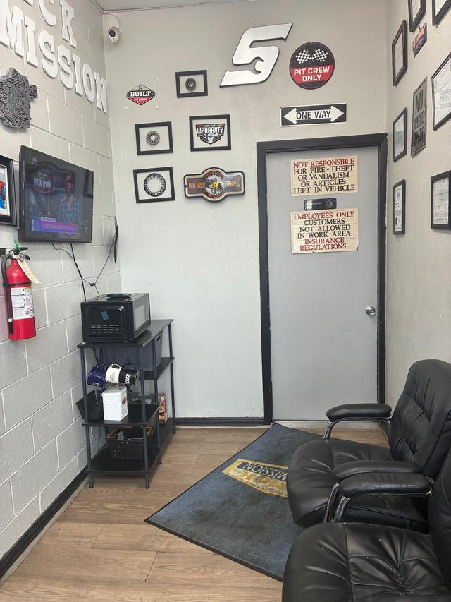 Quick Transmission & Auto Repair, Terrell Hills, Texas