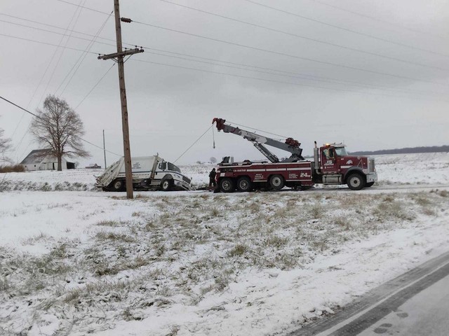 J & S Towing