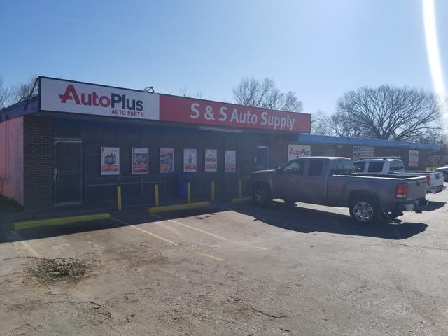 S & S Auto Supply, Fort Worth, Texas