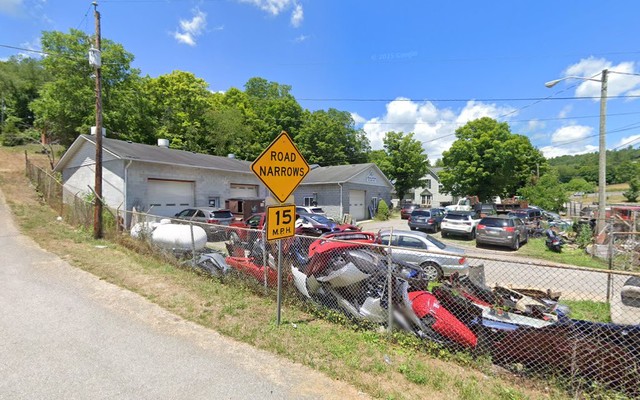 Looney's Used Cars & Body Shop