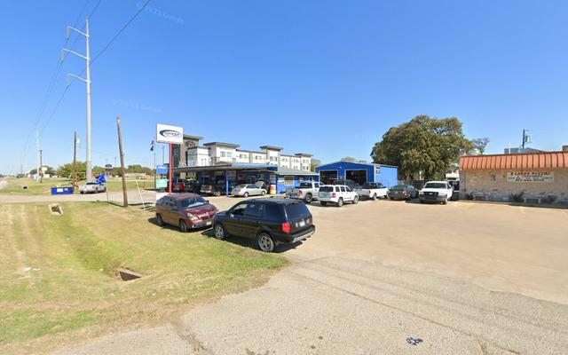 Joshua Tire & Auto, Joshua, Texas