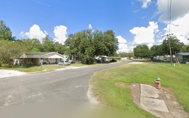Manuel's Wrecker Services, Kinder, Louisiana