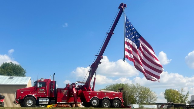 T & W Heavy Duty Towing & Roadside Repair LLC