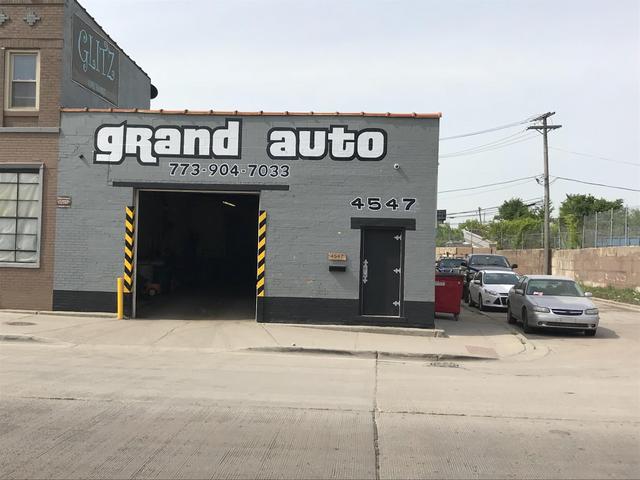 Grand Auto, Chicago, Illinois