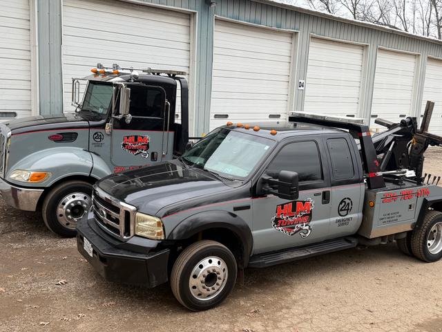 HLM Towing LLC, Ingleside Shore, Illinois