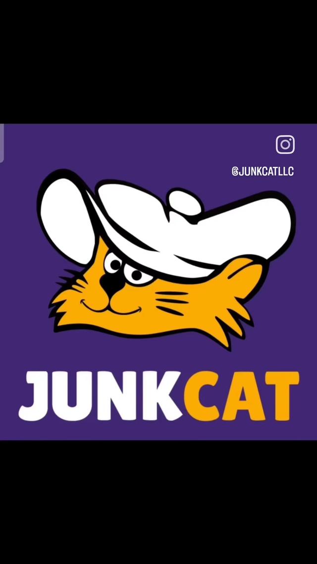 Junkcat, El Cerrito, California