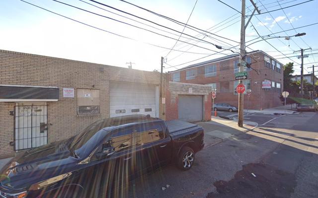 Peter's Auto Sales and Repairs, Philadelphia, Pennsylvania