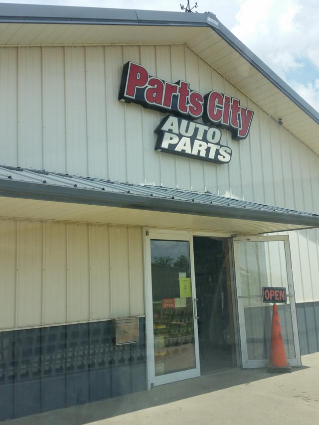 Parts City Auto Parts - Jim's Parts City, Oskaloosa, Kansas