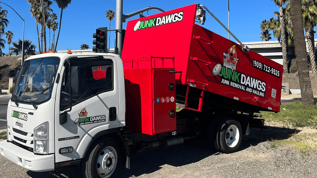 Junk Dawgs, Redlands, California