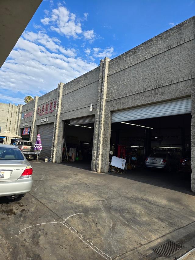 Young's Auto Repair Center, East Los Angeles, California