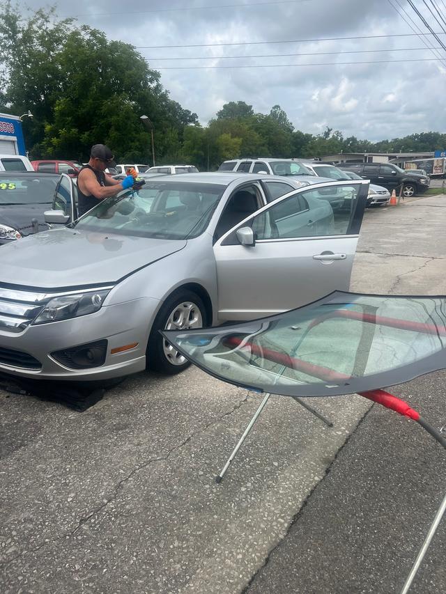 Tennessee Auto Glass LLC, Knoxville, Tennessee