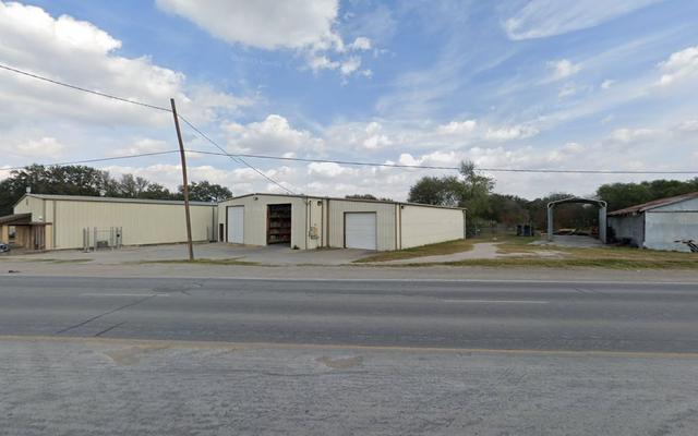 Cindy's Wrecker Service, Falfurrias, Texas