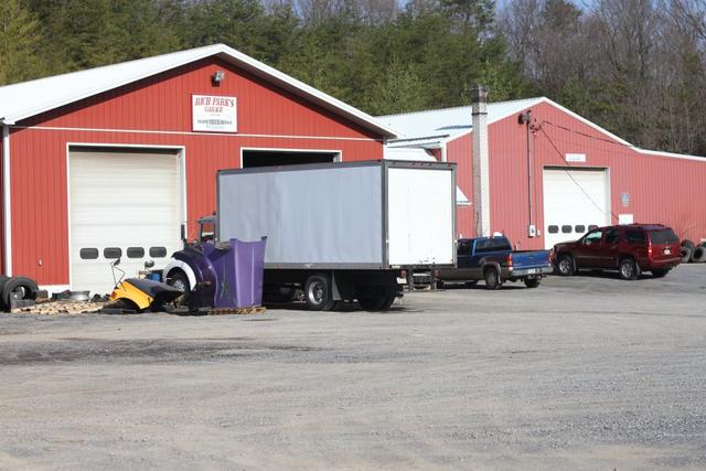 Rich Park's Garage, Mapleton, Pennsylvania