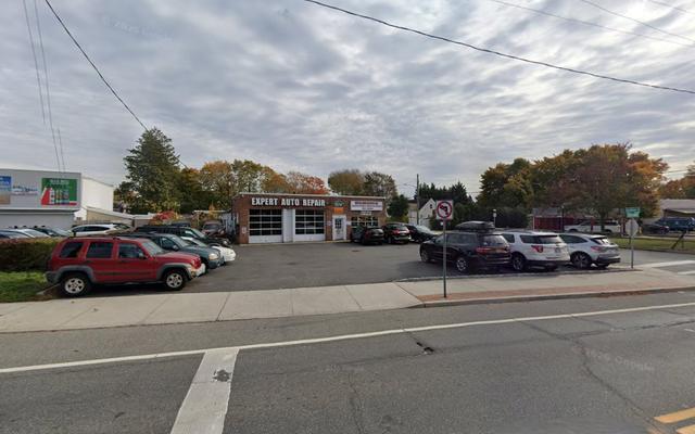 Greenlawn Service Inc, Greenlawn, New York