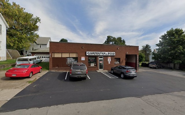 Carpenter's Auto Repair & Towing