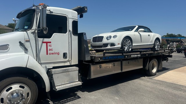 Tic Tac Towing LLC