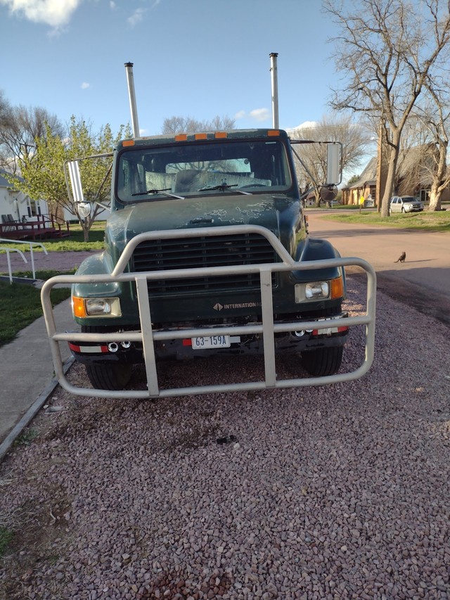 Husker Used Trucks & Parts Inc