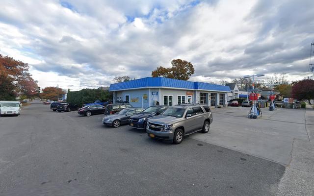 Twin Harbor Auto Repairs, Bayville, New York