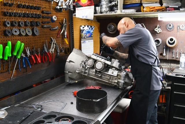 Leon's Transmissions, Garden Grove, California