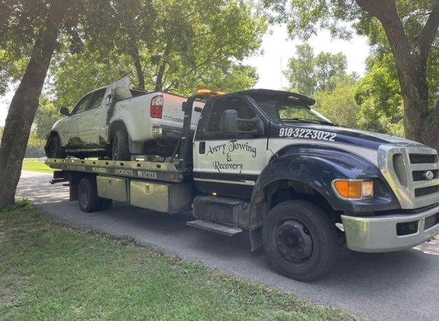 Avery Towing and Recovery
