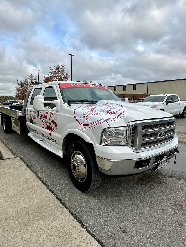 Small Town Garage LLC