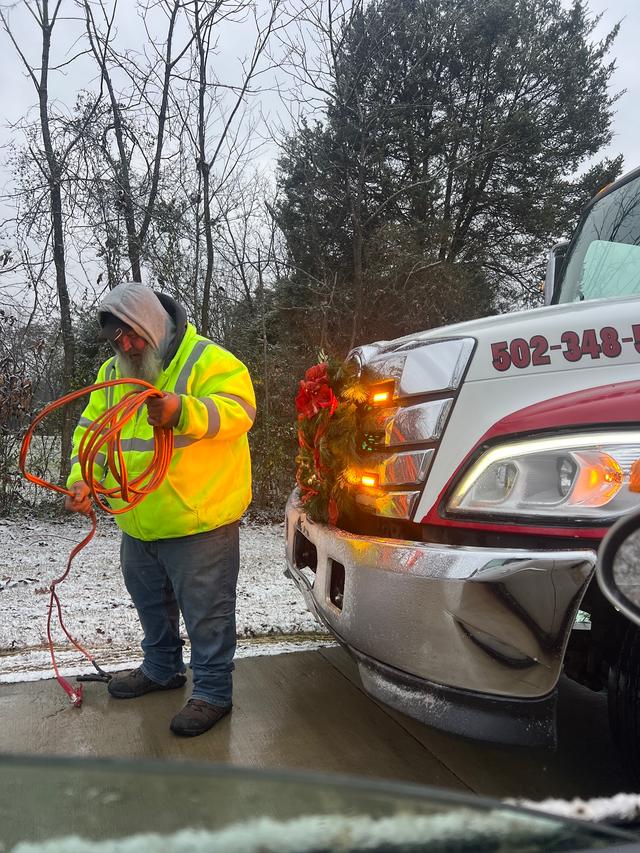 Ellis Towing LLC