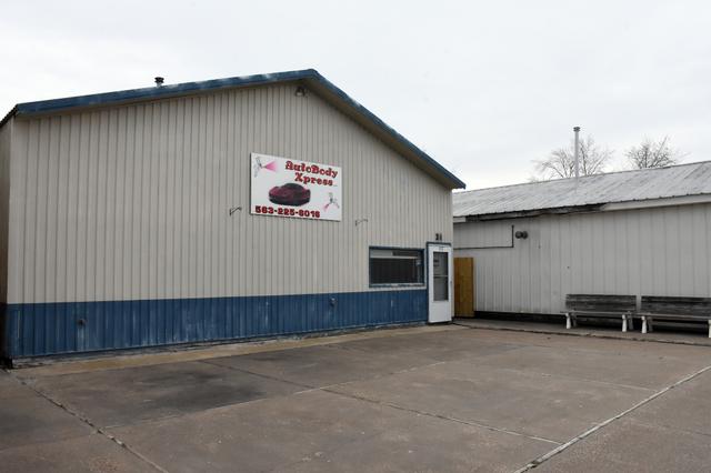 Autobody Express, McCausland, Iowa