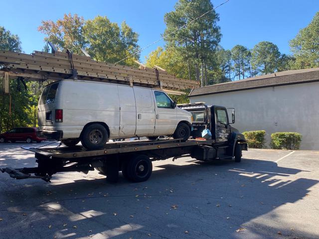 S&J 24hrs Towing Service LLC