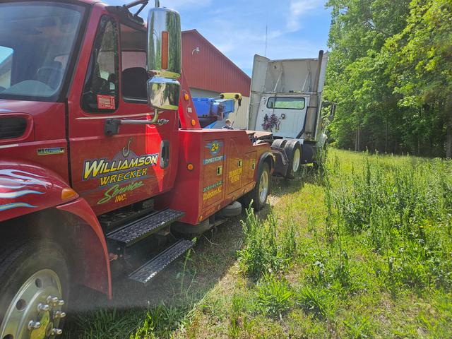 Williamson Wrecker Service Inc