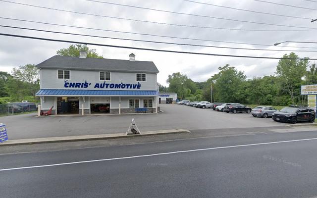 Chris' Automotive Center, Carmel Hamlet, New York